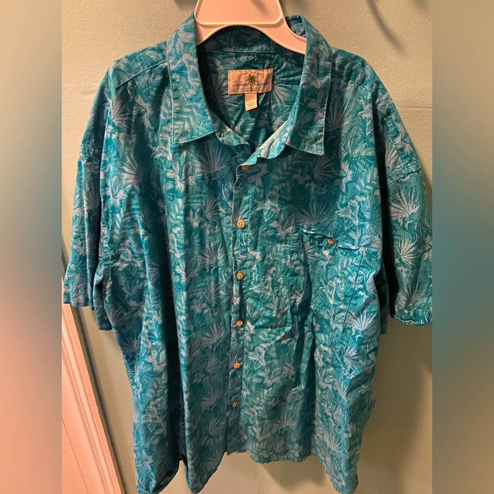 Men’s short sleeve Hawaiian shirt